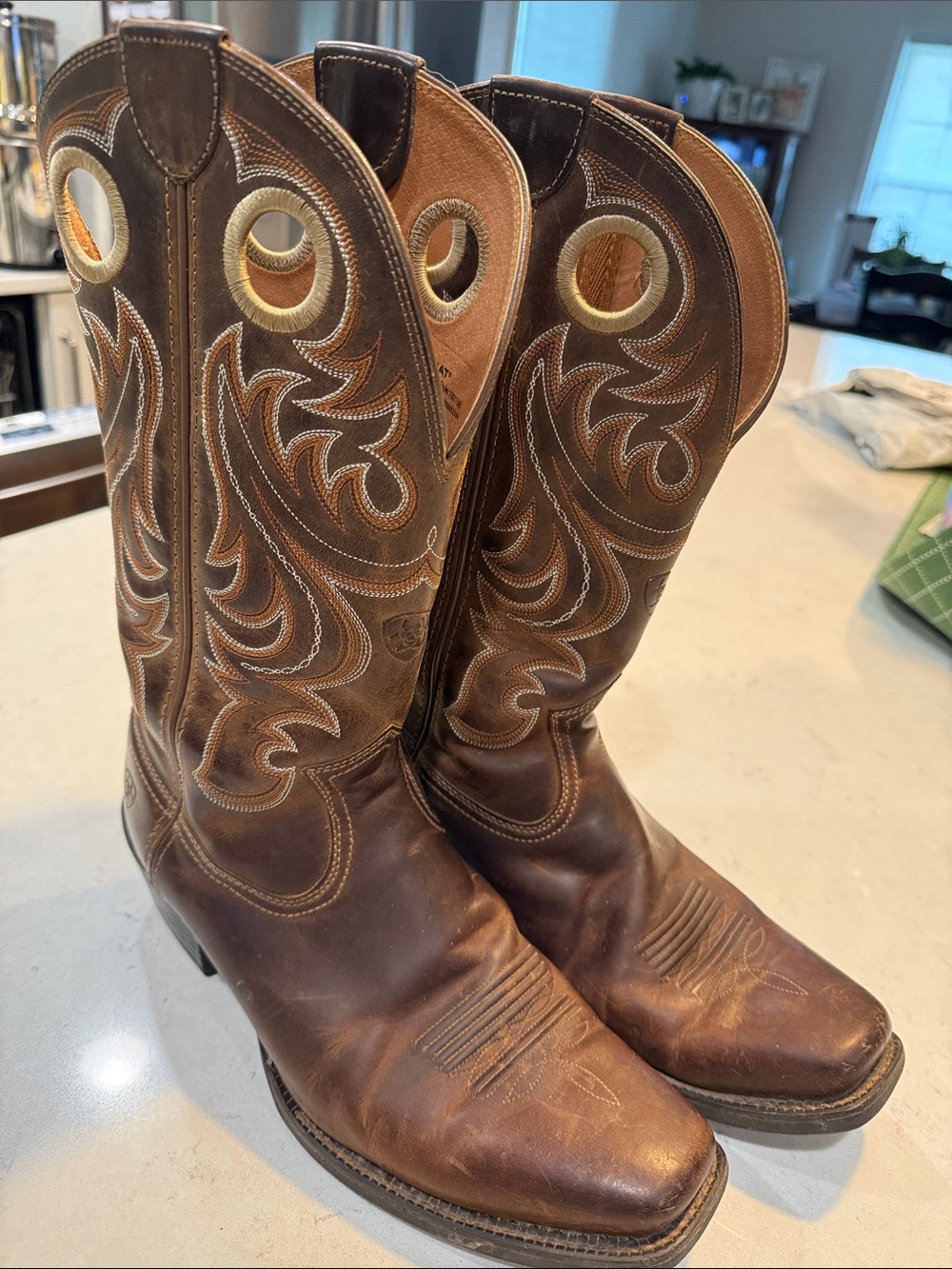 Ariat Men's Sport Square Toe Leather Western Cowboy Boots – Size 9.5 D